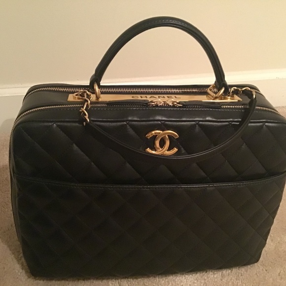 CHANEL Handbags - CHANEL Lambskin Quilted Trendy CC Bowling Bag